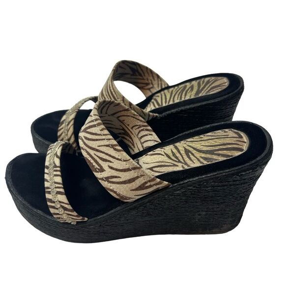 Sbicca Zebra Rhinestoned Wedge Slide Sandals Size 7.5 W - Picture 5 of 10